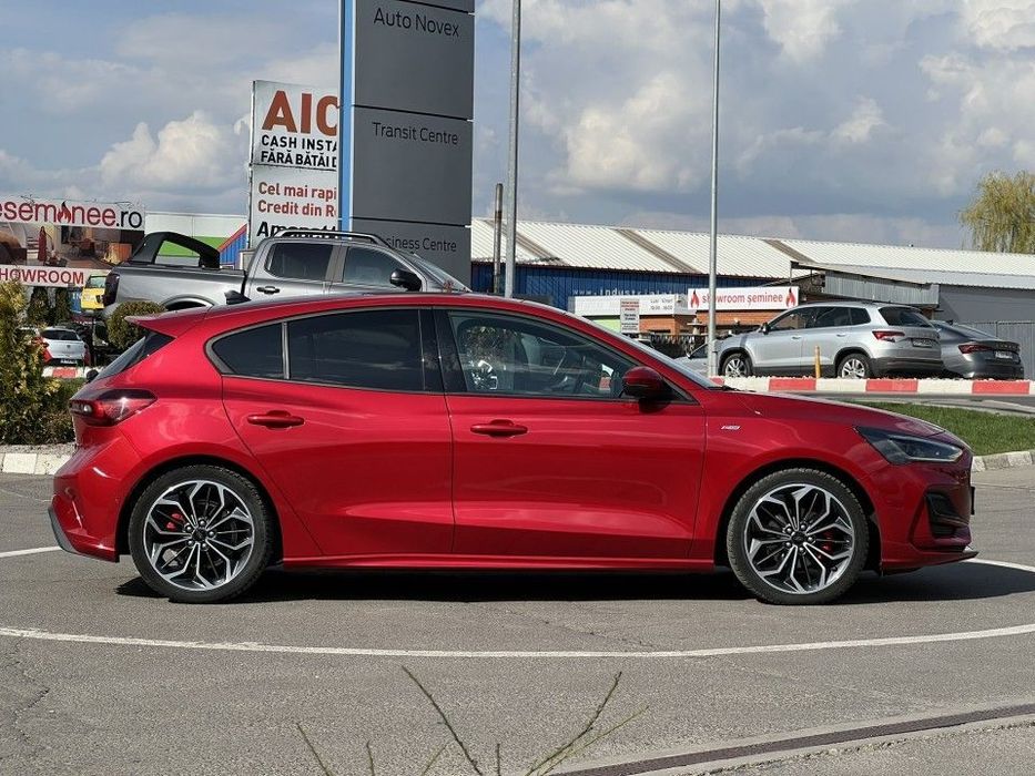 Ford Focus Ford Focus MCA 5 usi ST-Line X 1.0T EcoBoost mHEV 155 CP A7