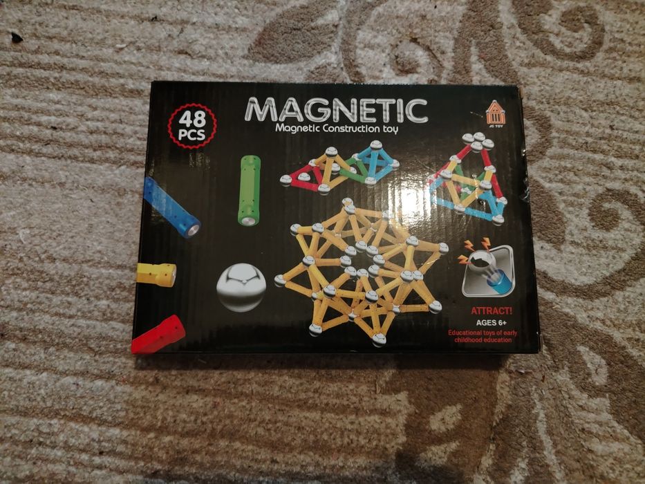 Magneți interactivi