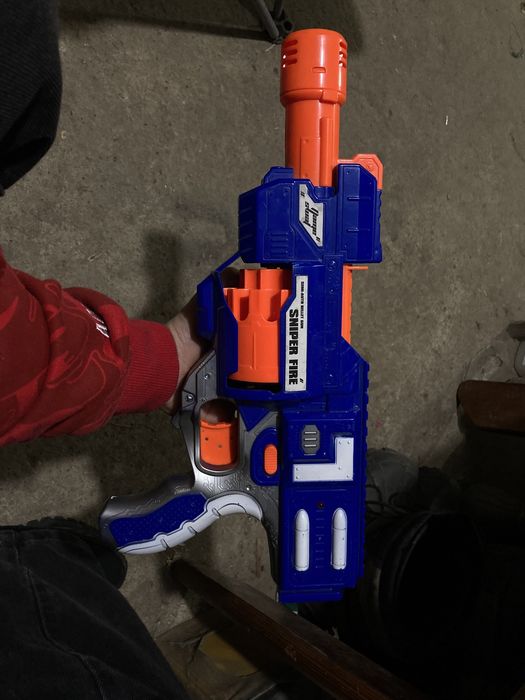 Нерф пистолет игрушечный