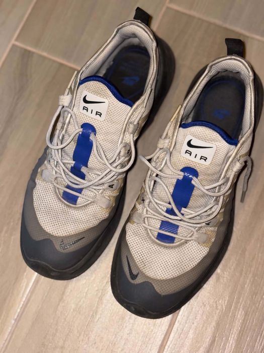 Adidași Nike Air Max Axis