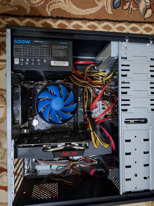 Срочно продам мощный игровой компьютер