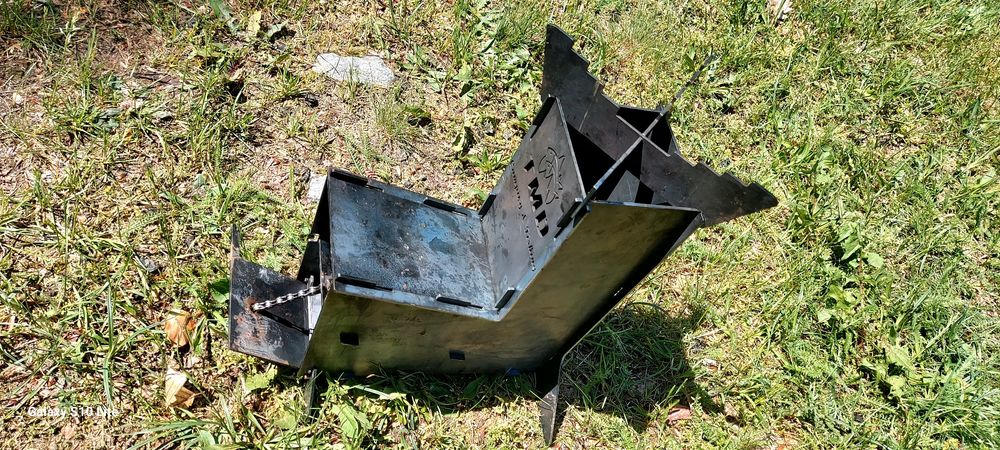 Gratar și Sobita demontabil.