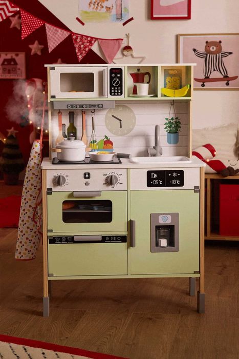 Детска Дървена Кухня Малкия Готвач Звуци Светлини Аксесоари