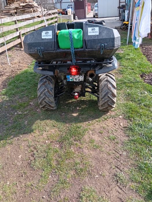 Vand sau schimb cu linhai 300 4x4 cu diferenta