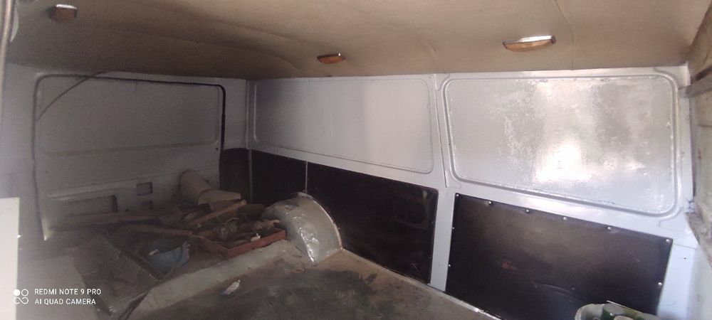 Автомобиль РАФ сотилад