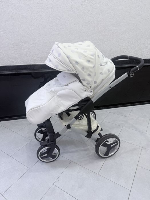 Коляска Junama Diamond, Польша