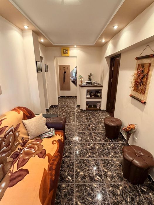 Apartament 2 camere mobilat