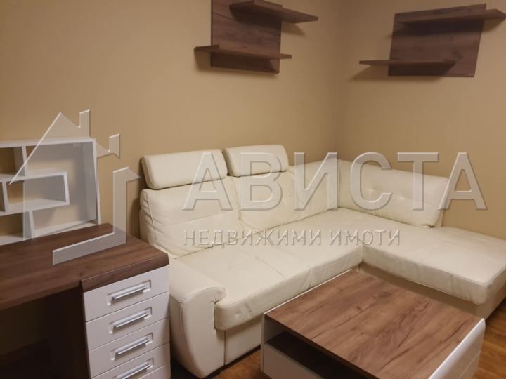 Дава се под наем Тристаен апартамент в София, Център - 86 кв.м за 1000 € - Снимка #4