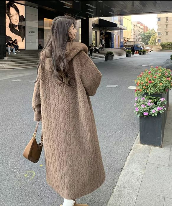 Пальто норка 17000