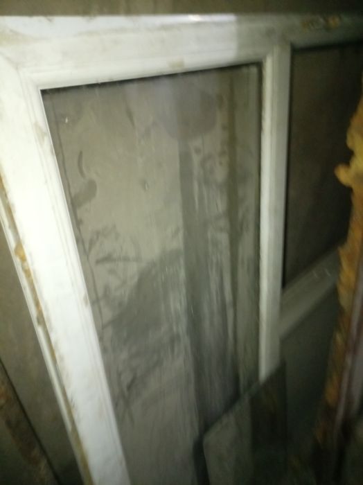 Дверь пластиковая