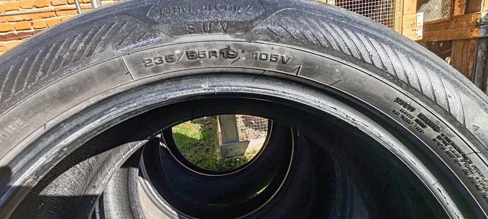 Летни гуми 235/55/19