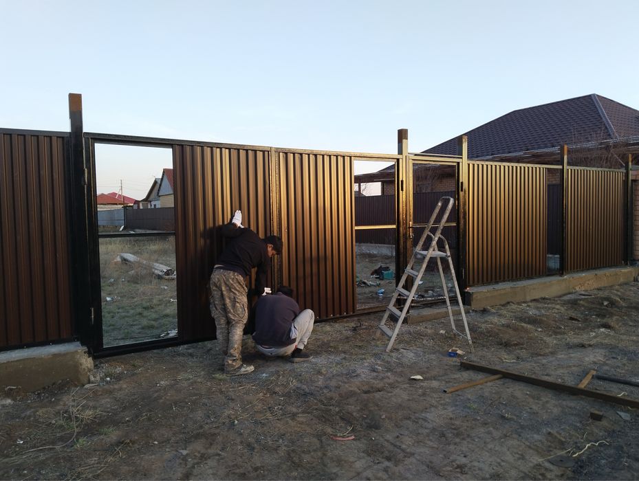 Забор ограждения эвро штакетник