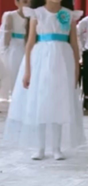 Платье для девочки нарядное