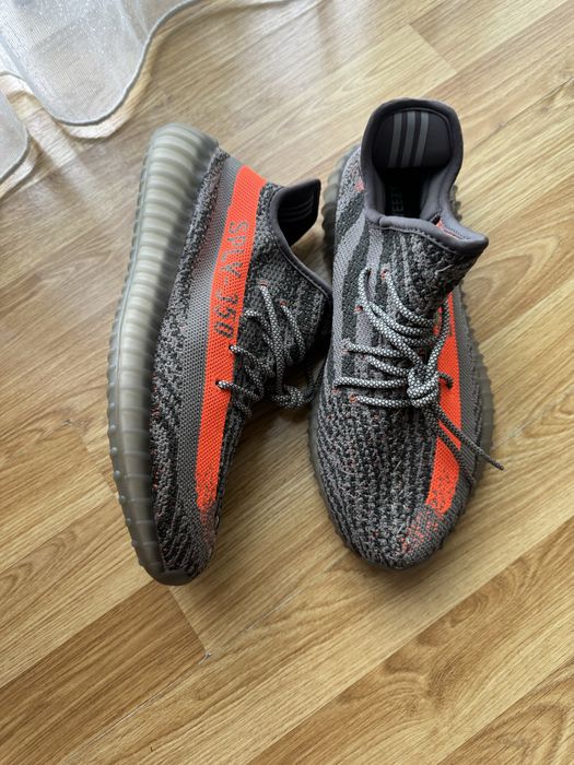 Yeezy 350 v2 beluga