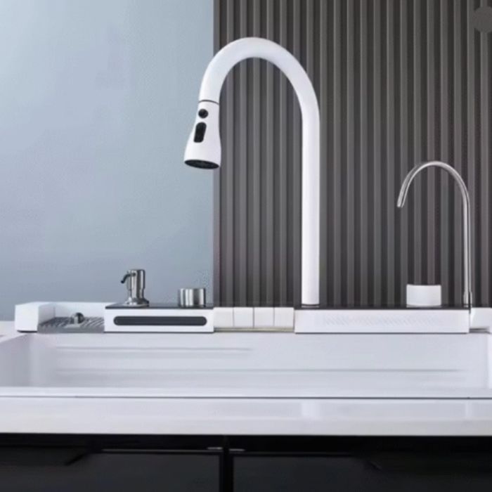 Умна кухненска мивка с изтеглящ се кран – LED дисплей, водопад, филтри