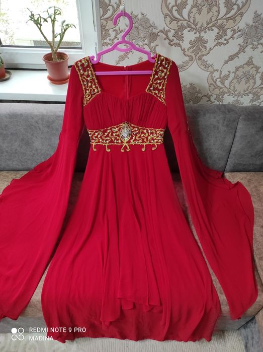 Вечерние платья на прокат или продажа