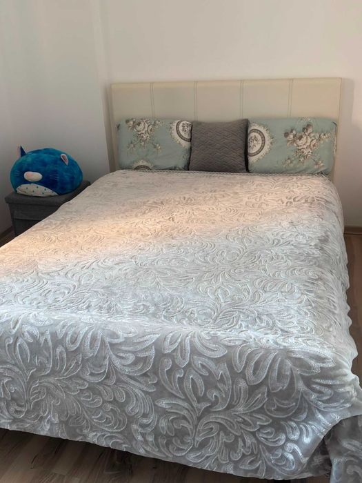 Pătură decorativă pentru pat dublu