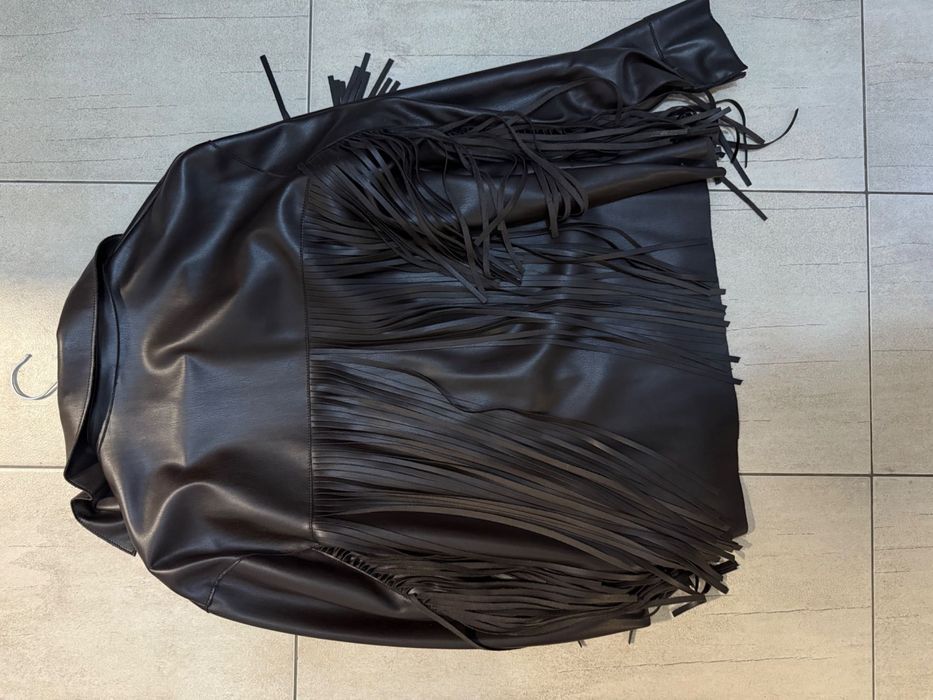 Mango, горница с ресни, овърсайз, супер стилно