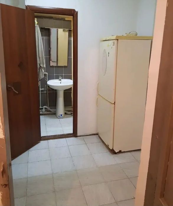 Продам квартиру в цокольном этаже ПОДВАЛ