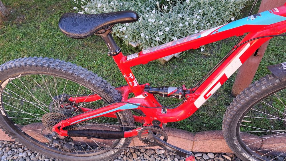 Vând bicicleta GT verb elite 2016