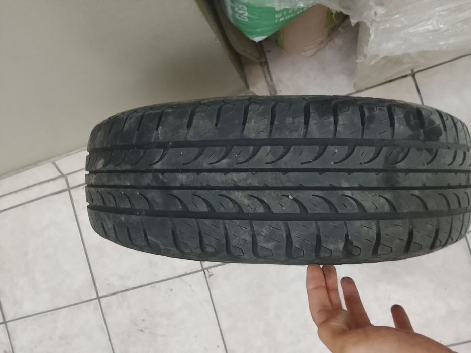 Продам резину 4 штуки на 13