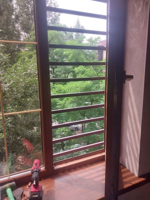 Москитные сетки,Ремонт ПВХ окон