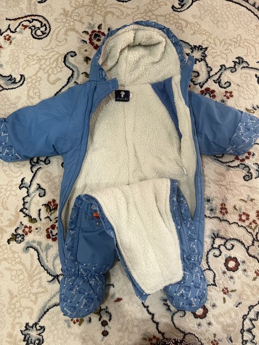 Продам детские комбинезоны