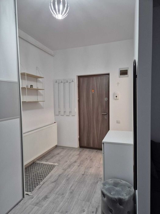 Inchiriez apartament pe strada Abatorului ,Comuna Floresti