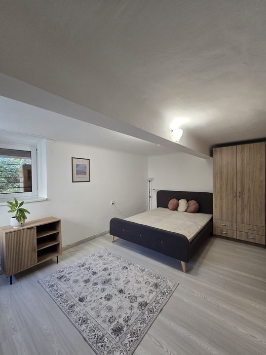 PF Inchiriez Garsoniera Andrei Muresanu