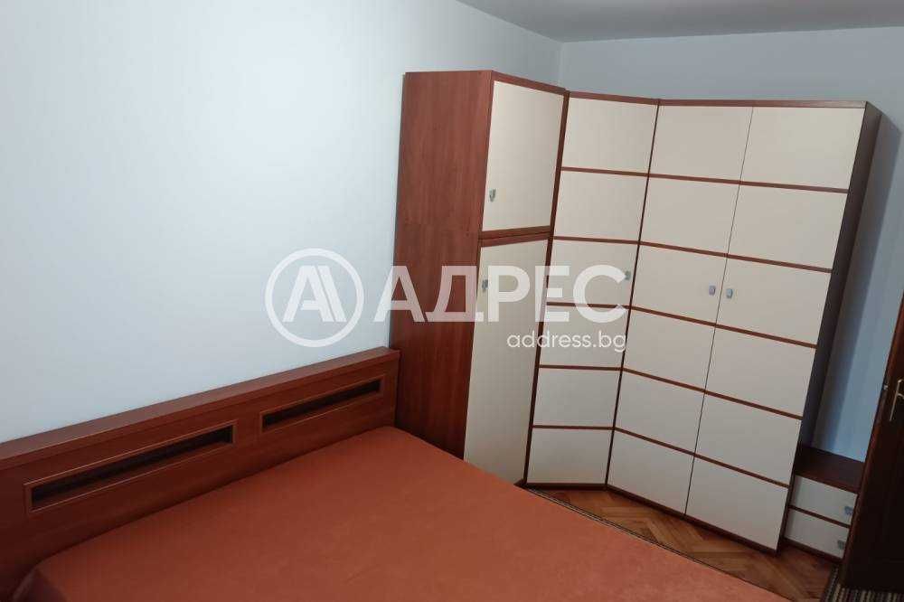 Дава се под наем Многостаен апартамент в Разград, Център - 102 кв.м за 459 € - Снимка #7