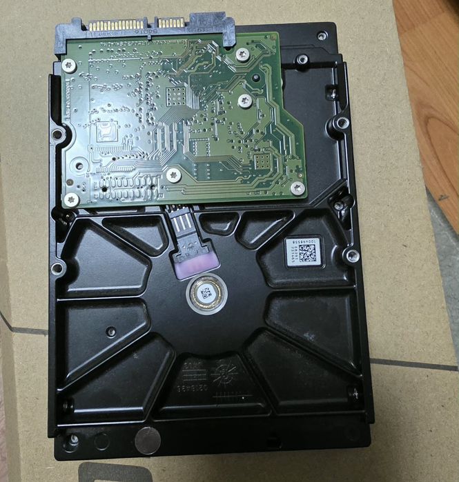 Hard 500gb sata pret 150ron