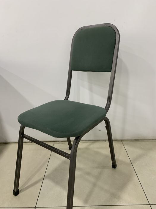 Parta stullar o’quv markaz yoki ofislar uchun