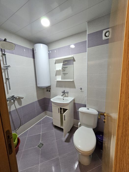 Дава се под наем Двустаен апартамент в Ямбол, Аврен - 62 кв.м за 280.5 € - Снимка #6