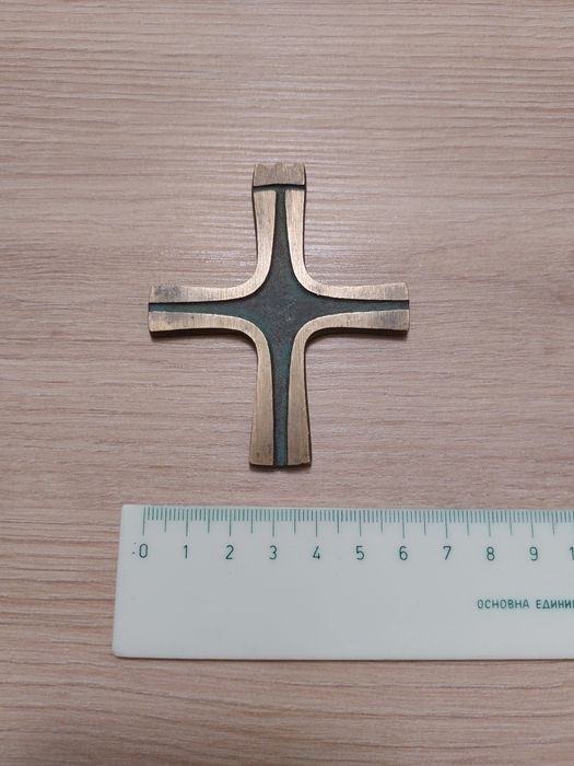 Стари религиозни кръстове