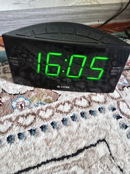 Телеграфний ключ морзе. Часы vitek