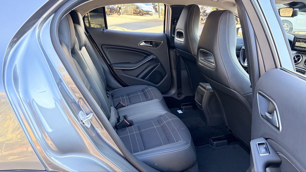 Mercedes-Benz GLA 4-MATIC 2.0 Benzina 4x4 Automată 7G-Tronic Garanție Rate Fara Avans KmReali import Recent din Germania TVA Deductibil