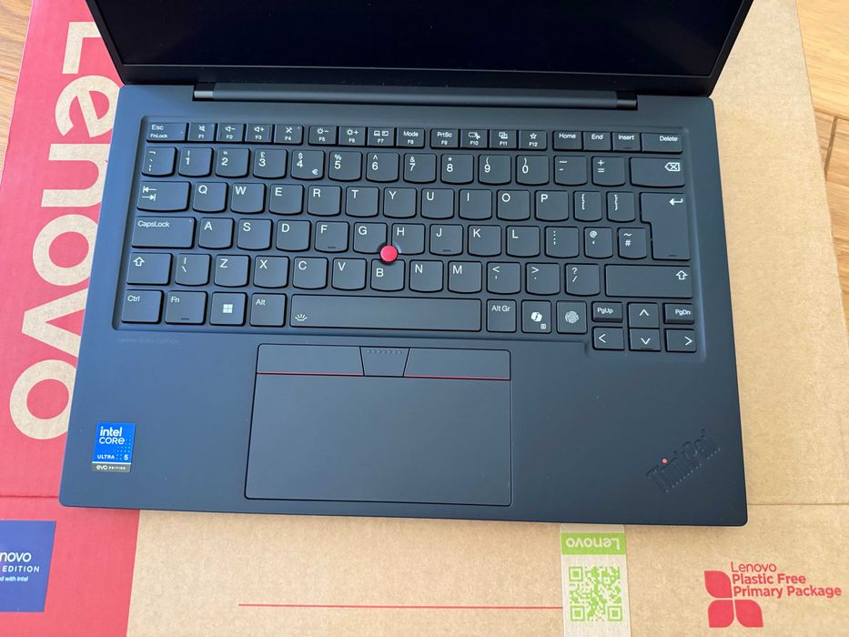 Lenovo ThinkPad X1 Carbon Gen 13 (Aura Ed.) | Гаранция до 2029