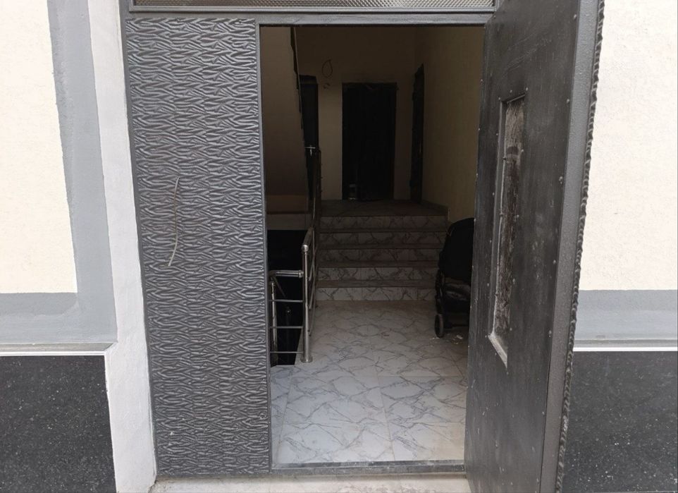 Сергели строителда дублекс квартира сотилади каробка холатида