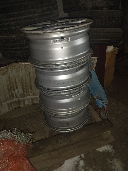 Титанка тайота р 16