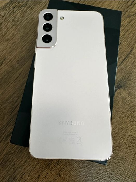 Samsung s22 plus 5g Pink