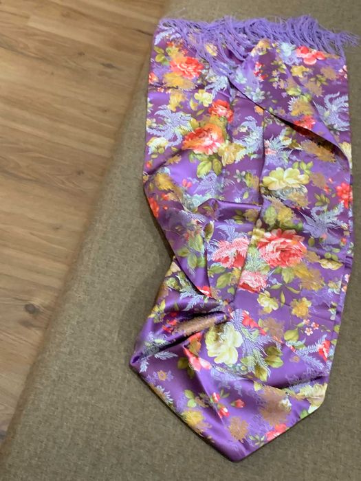 Уникален азиатски шал от 100% коприна