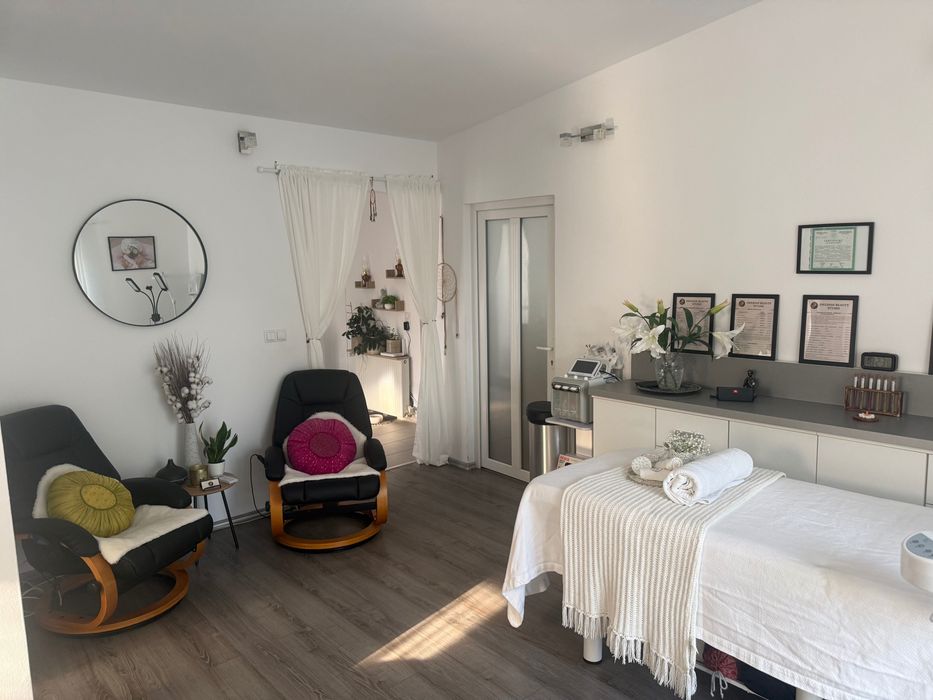 Masaj 4 mâini două terapeute, o experiență de relaxare