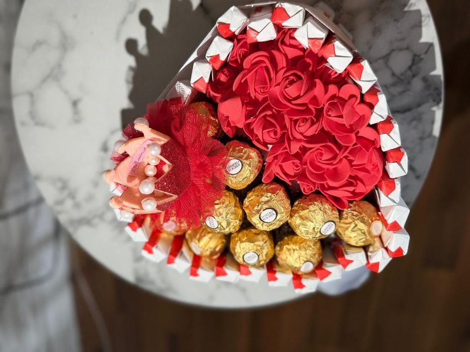 Vând cadouri  personalizate