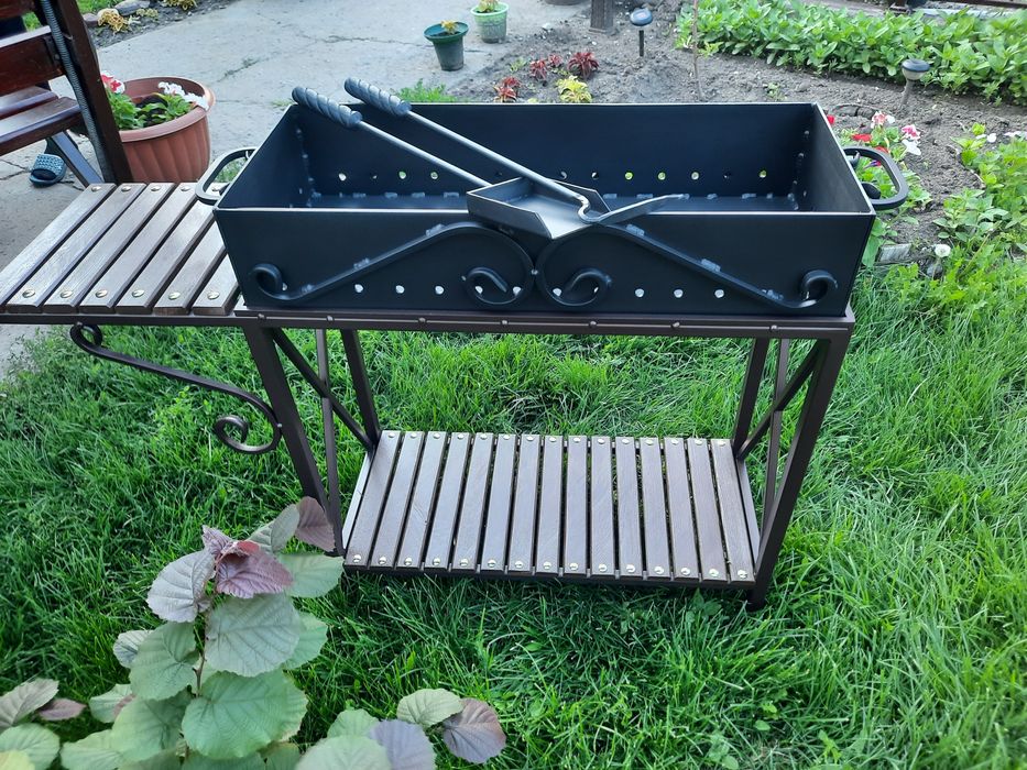 Продам новый мангал в стиле лофт.