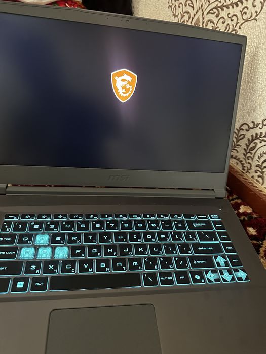 Новый Ноутбук  MSI сатилады документ коробка бари бар саз