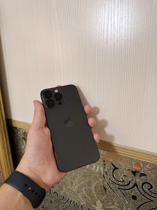 iPhone 15 Pro Max 256Gb - В отличном состоянии