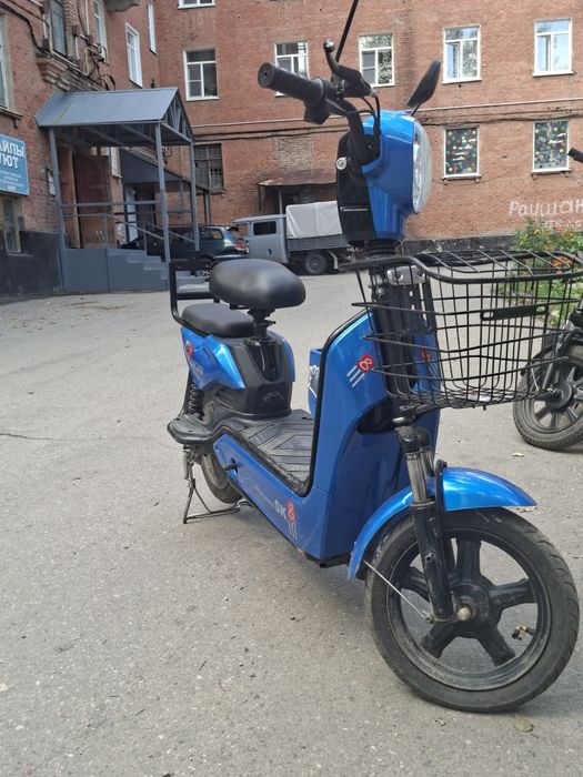 Продам электро скутер SK-8