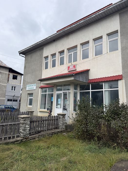 Cladire cu teren