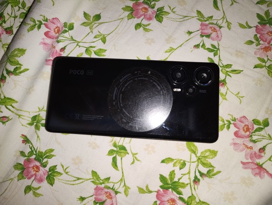 Продам Poco F5 256gb