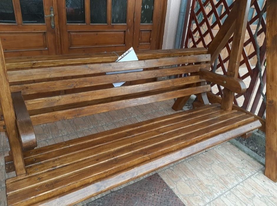 Balansoar,leagan din lemn